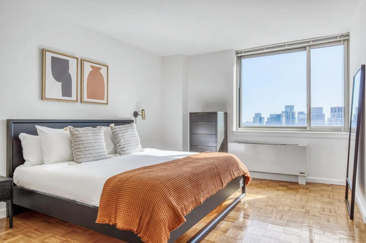 Lic 2Br W Wd Elevator Doorman Nr E River Nyc-766 New York 0*,  USA